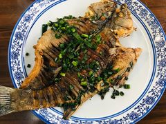 干炸鲈鱼-兰边碗(鼓楼店)