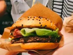 安格斯max厚牛培根堡套餐-麦当劳(志健广场店)