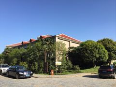 -金孔雀温泉旅游度假村