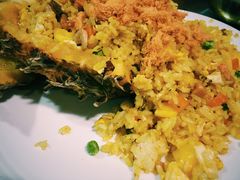 菠萝饭-玖月时尚泰式餐厅