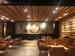 大堂-星巴克臻选(长沙运达中央广场店)
