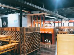 大堂-何氏串串香火锅(翠亨店)