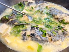 招牌柴火灶台鱼头-好灶头妈妈菜·千岛湖土菜地标美食