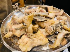 -肖肖酸萝卜鱼火锅(总店)