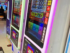 -哆啦星球(小寨店)