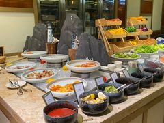 -大中华希尔顿酒店-念自助餐·嗨啤·小龙虾