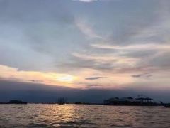 -洞里萨湖
