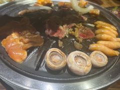 -明洞阿姨·韩式酱蟹烤肉·创意料理(三元桥店)