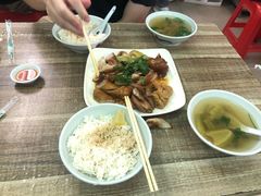 -猪脚洪隆江猪脚饭
