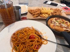 -必胜客餐厅(昆百大泰业城店)