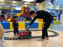 -蓝旗亲子游泳(范湖万达广场店)