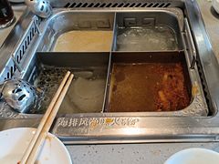 -海底捞火锅(中原万达广场店)