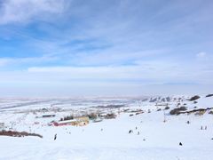 -丝绸之路山地度假区滑雪场