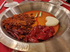 -山城年华老火锅(玉林店)