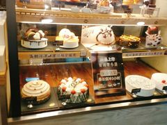 面包甜点陈列柜-DQ·蛋糕·冰淇淋(大宁国际商业广场店)