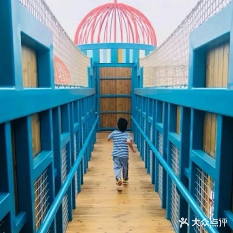 夏日遛娃好去处☞季高兔窝窝亲子园！