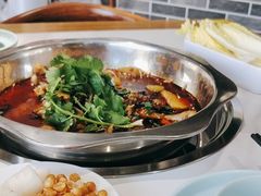 -川囧肥肠鸡·美蛙鱼锅(平高广场店)
