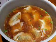 野荠菜鲜肉馄饨套餐-南小馆(迪士尼小镇店)