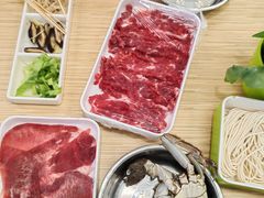 -杨老板·海鲜集市火锅·鲜切牛肉(中防万宝店)