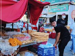 -乌恰市场(彩虹商场店)