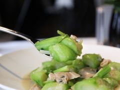 原汤蛤蜊煮广东胜瓜-皇朝会.经典传统粤菜(外滩店)