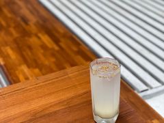 -Line 咖啡(石厦花园店)