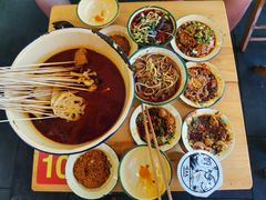 -拈签一笑黄牛肉辣卤串串
