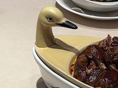 -八府香鸭·啫啫煲(华山路店)