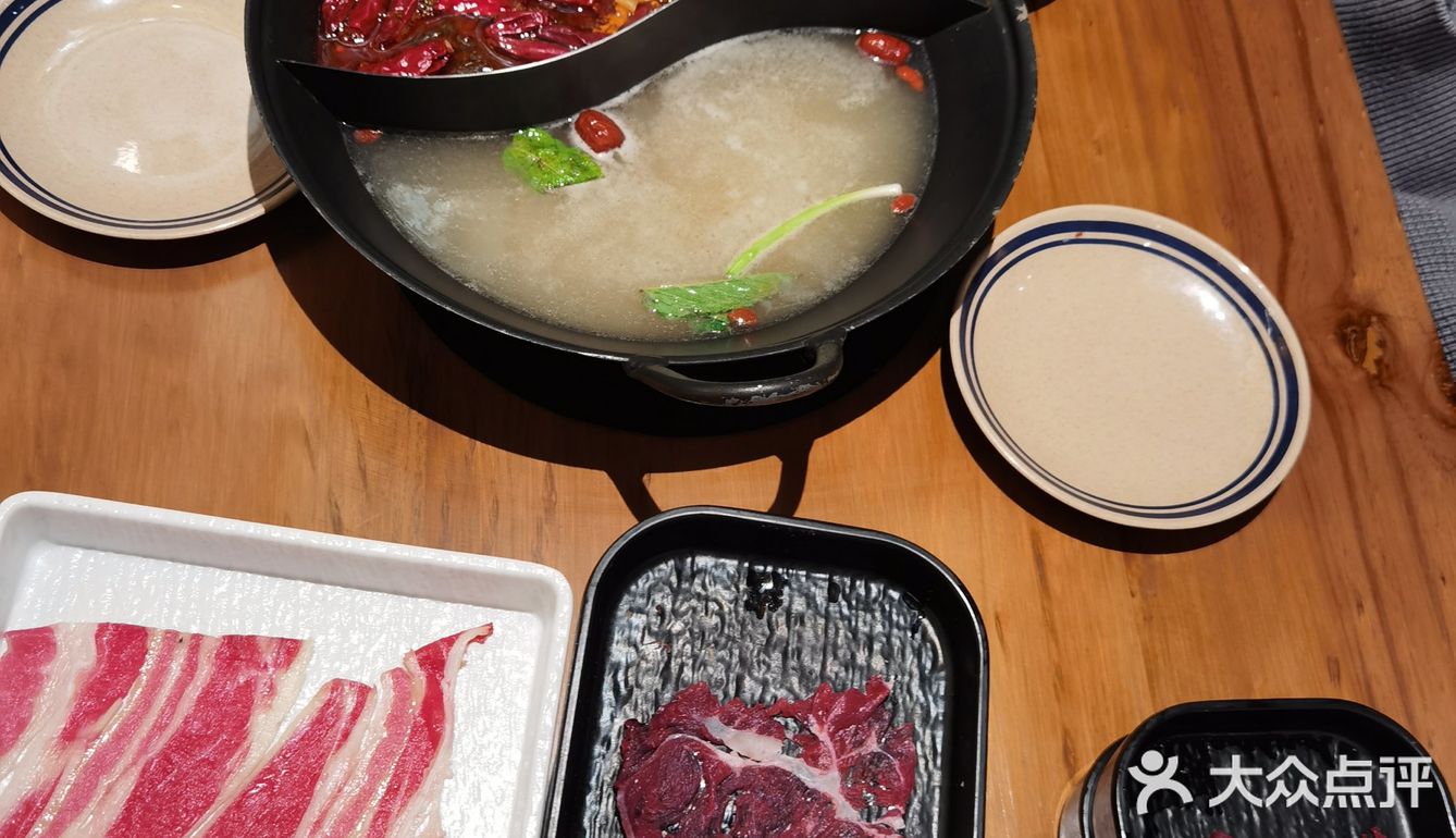 云纳边，酸汤自助牛肉神中神！