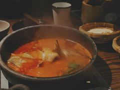 酸汤鱼-毛辣果·酸