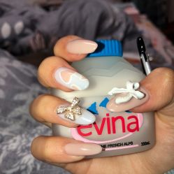 -媄甲诗美甲美睫