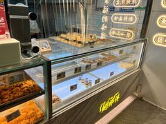 -鲍师傅糕点(大沽南路店)
