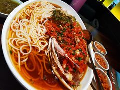 招牌湘西鱼头王-望湘园·洞庭渔宴(浦江欢乐颂店)