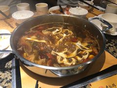-黄记煌三汁焖锅(渝北金港国际店)