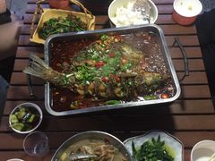 干锅土豆片-鱼乐岛餐厅·户外花园主题餐厅