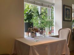 靠窗位-蝶舍·MAISON PAPILLON