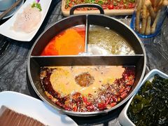 -热火朝天鲜切牛肉火锅(南强街巷店)