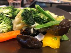 橄榄油炒田园时蔬-港丽餐厅(高德置地店)