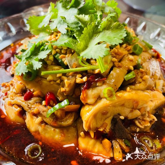 石锅鱼川菜馆毛血旺