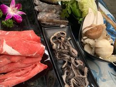 -丽江庭院·云南野生菌·海鲜火锅(鼓楼四合院店)