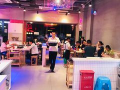 -钢管厂五区小郡肝串串香(奥克斯广场锦城万达店)