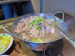 -肖四女乐山跷脚牛肉(南汇大学城生活广场店)