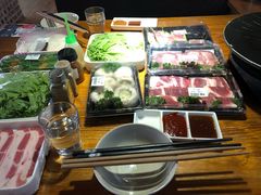 -韩烧里烧肉啤酒馆(大唐西市店)