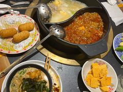 -沸炉重庆老火锅(军事博物馆店)