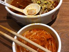 -渝是乎酸菜鱼(龙旗购物中心店)