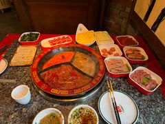 -蜀辣居鲜货老火锅(双流万达店)