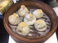 咸蛋黄小笼-五芳齋(云南南路店)