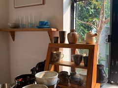 -彳亍咖啡·这里(水湾路店)
