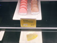 -麦当劳(汉口火车站候车室店)