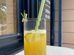 百香果青柠茉莉花茶-双风车咖啡馆 Twin Windmills(六道口店)